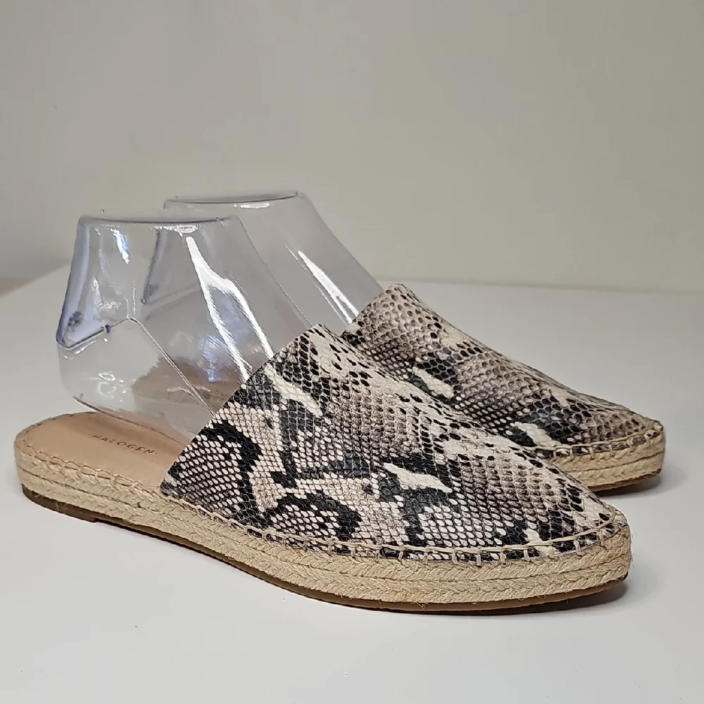 Halogen Women's Snake Print Espadrille‎ Mules Size  9